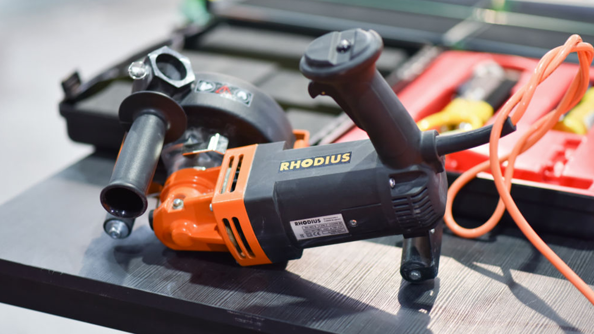Hand tool